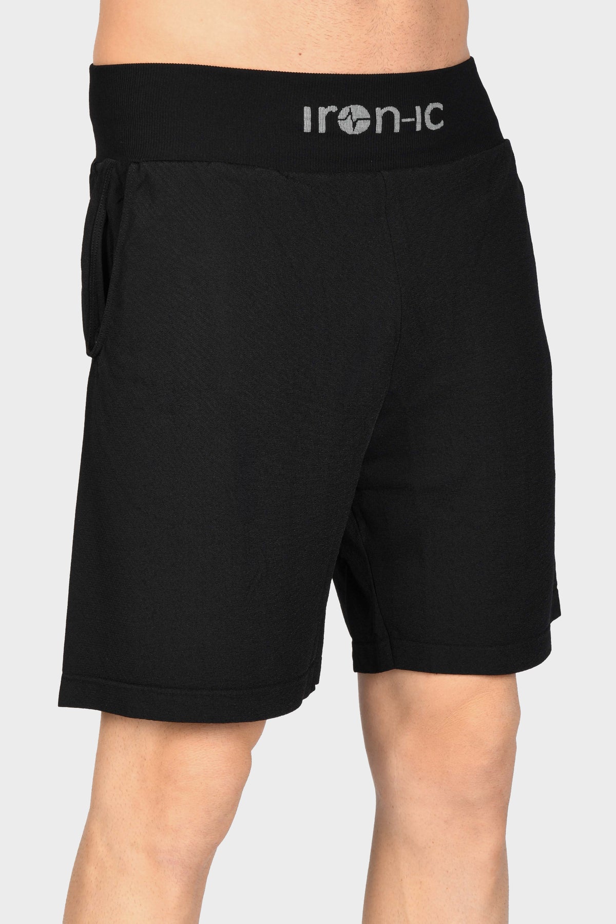 Pantaloncini sportivi uomo UV Protection - LIGHT
