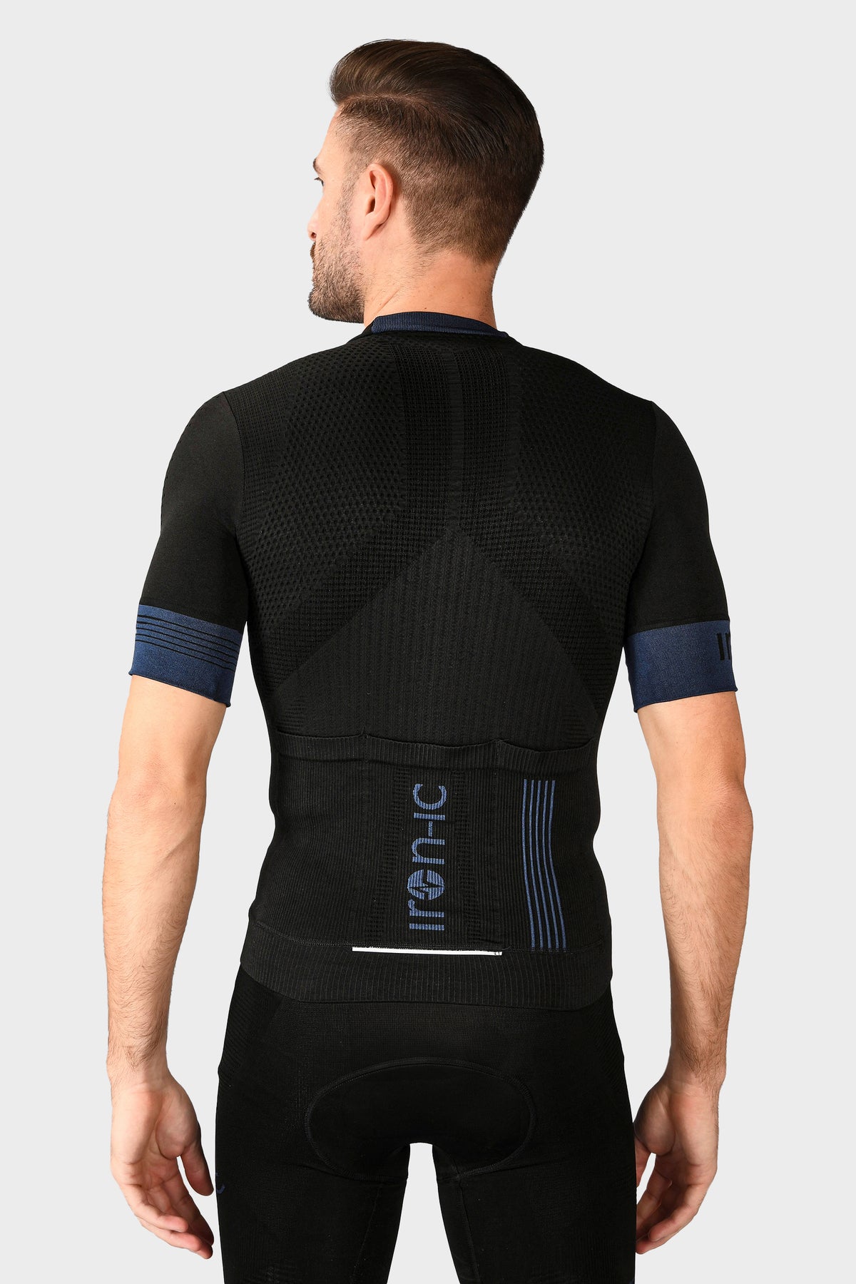 HERO Black Short-Sleeve Cycling Jersey - LIGHT
