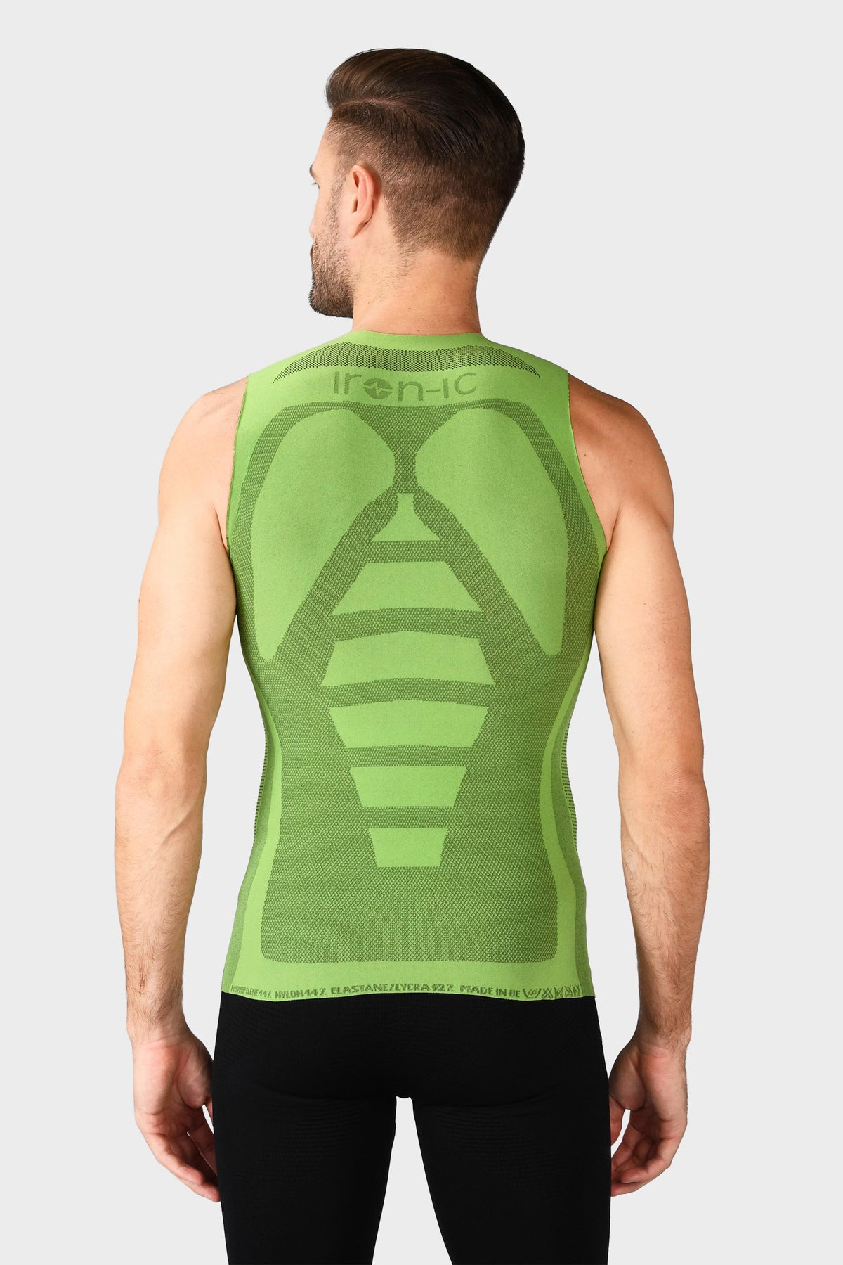 Carapax Unisex breathable base layer tank top - LIGHT